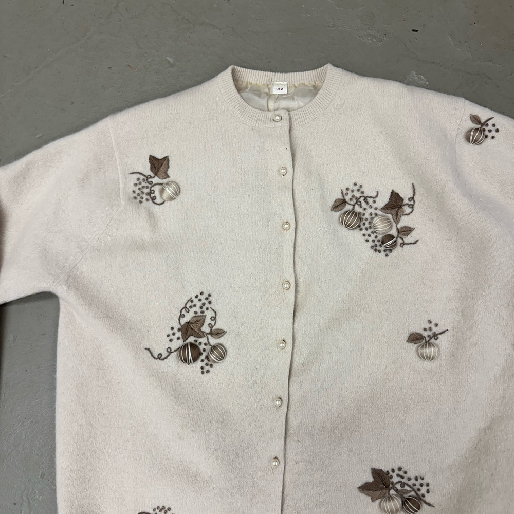 Beautiful cashmere cream colored cardigan